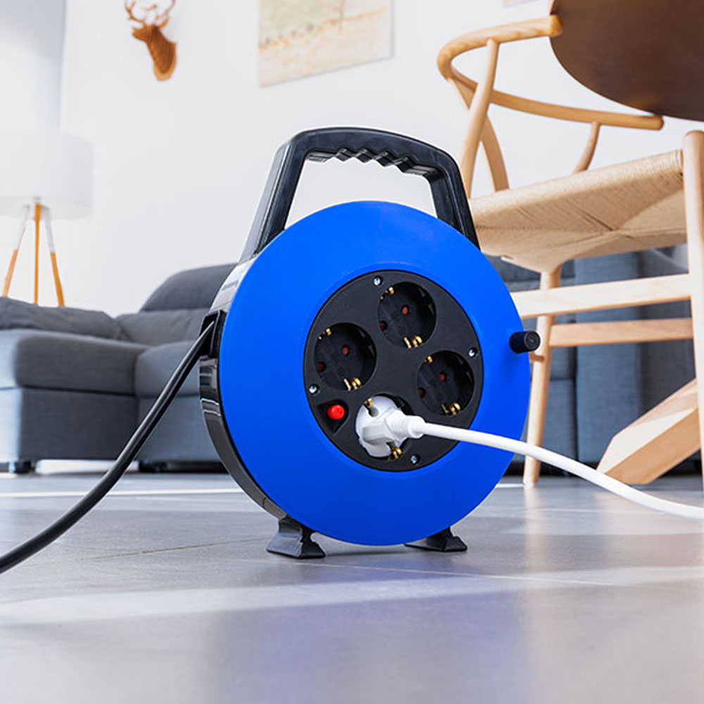 ENROLLACABLES 10 m 3 G 1,00 mm² 4 TOMAS BIPOLARES CON T/TL HOGAR CON PROTECTOR TERMICO - Imagen 2