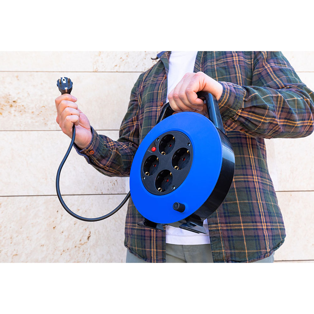 ENROLLACABLES 10 m 3 G 1,00 mm² 4 TOMAS BIPOLARES CON T/TL HOGAR CON PROTECTOR TERMICO - Imagen 3