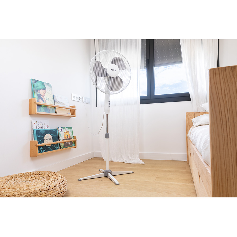VENTILADOR DE PIE, BLANCO, POTENCIA 45 W, dB 60, ASPAS Ø40 cm, ALTURA REGULABLE 105-125 cm - Imagen 3